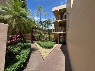 10975 SW 107th St 110, Miami, FL 33176