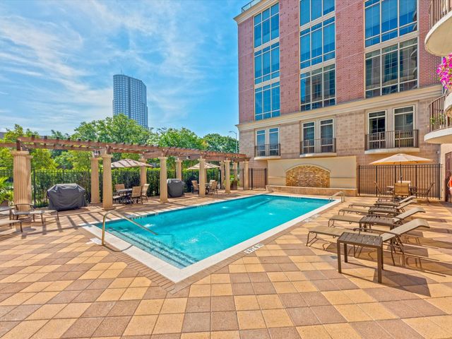 1616 Fountain View Drive 509, Houston, TX 77057