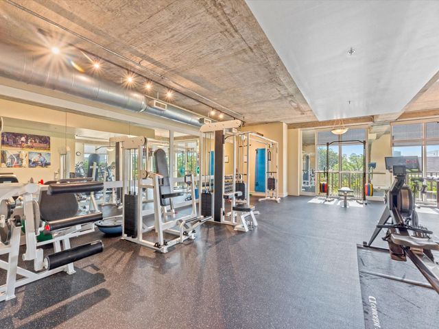 1616 Fountain View Drive 509, Houston, TX 77057