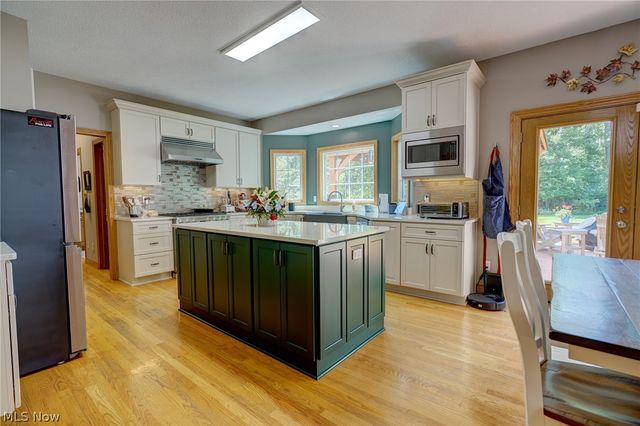 1238 Ty Drive, Medina, OH 44256