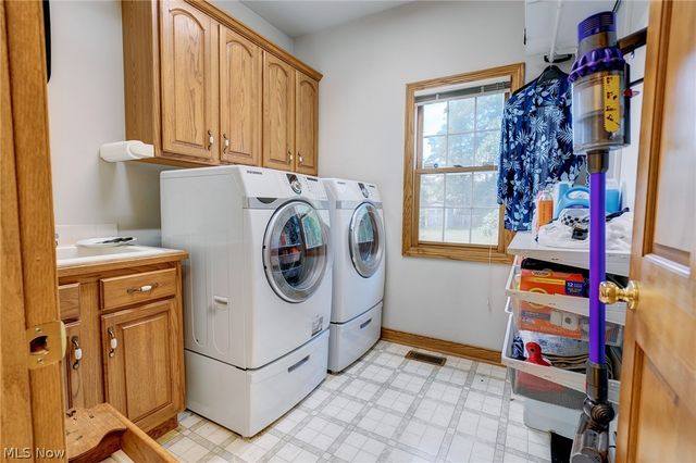 1238 Ty Drive, Medina, OH 44256