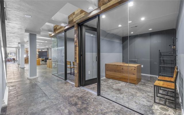 211 W Freemason ST, Norfolk, VA 23510