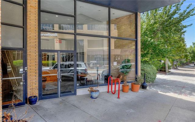 211 W Freemason ST, Norfolk, VA 23510