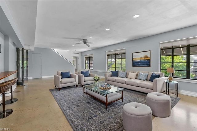211 W Freemason ST, Norfolk, VA 23510