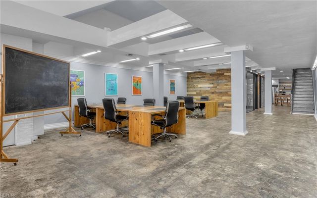 211 W Freemason ST, Norfolk, VA 23510