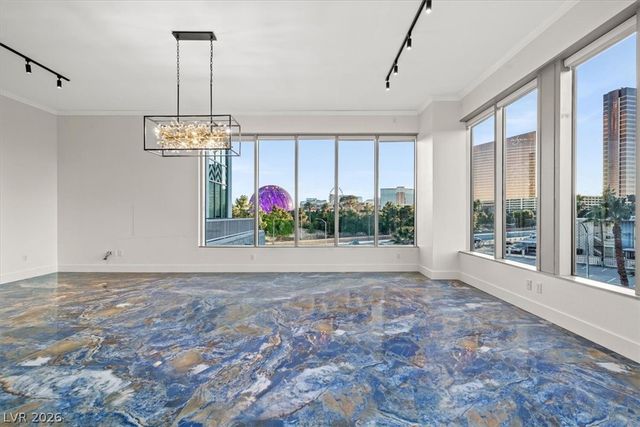 360 East Desert Inn Road 407, Las Vegas, NV 89109