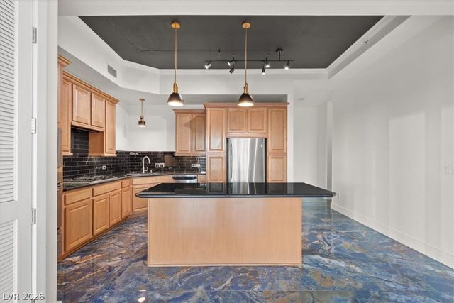 360 East Desert Inn Road 407, Las Vegas, NV 89109