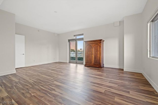 360 East Desert Inn Road 407, Las Vegas, NV 89109