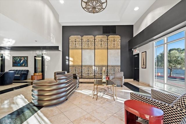 360 East Desert Inn Road 407, Las Vegas, NV 89109