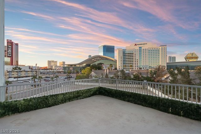 360 East Desert Inn Road 407, Las Vegas, NV 89109