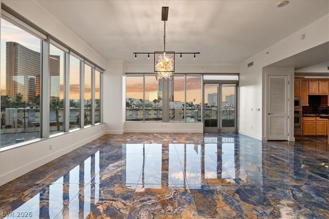 360 East Desert Inn Road 407, Las Vegas, NV 89109