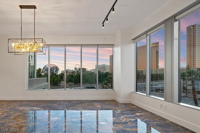 360 East Desert Inn Road 407, Las Vegas, NV 89109