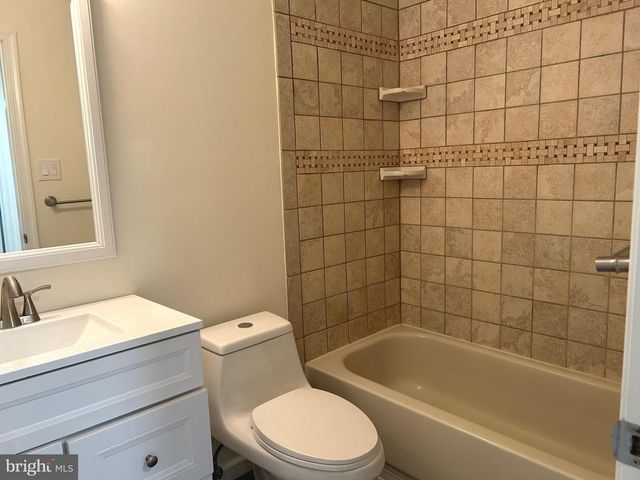 218 NEVIN LN, Ambler, PA 19002