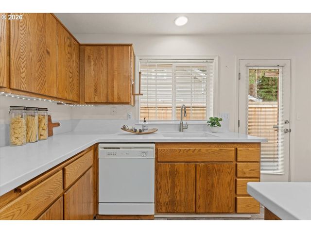 1123 GRANT St, Oregon City, OR 97045
