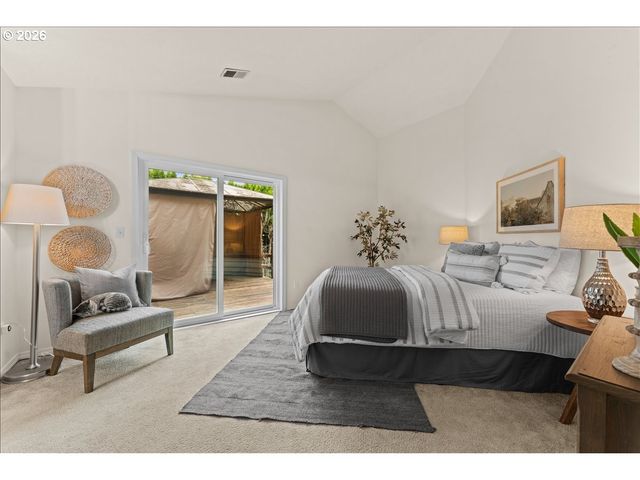 1123 GRANT St, Oregon City, OR 97045