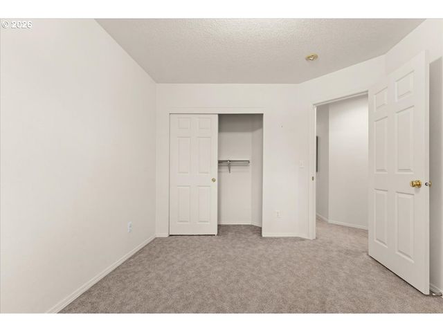1123 GRANT St, Oregon City, OR 97045