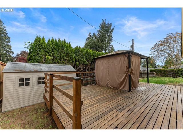 1123 GRANT St, Oregon City, OR 97045