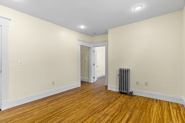 35 Payne 2, Quincy, MA 02169