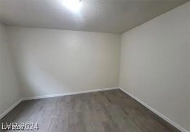 304 Orland Street 39, Las Vegas, NV 89107