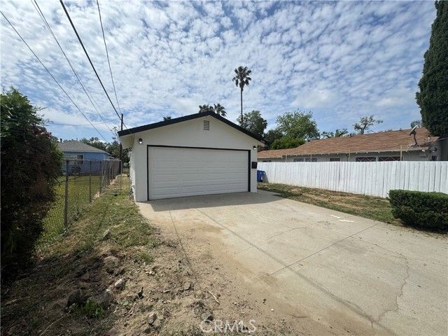 14752 Lemay Street, Van Nuys (los Angeles), CA 91405