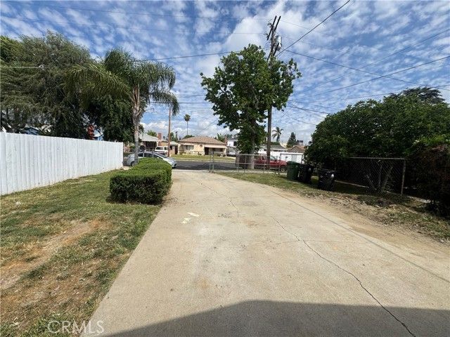 14752 Lemay Street, Van Nuys (los Angeles), CA 91405
