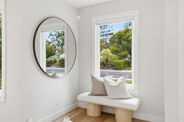 735 Coastland Drive, Palo Alto, CA 94303