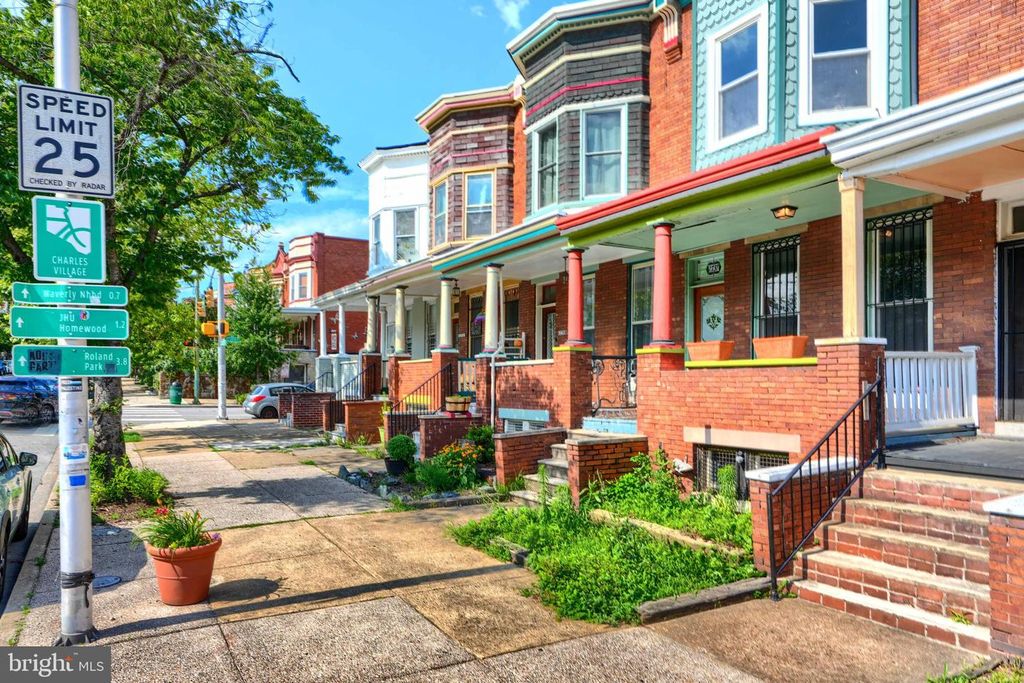 2737 GUILFORD AVE, Baltimore, MD 21218