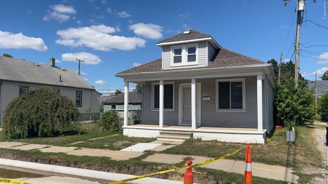 1370 Garfield Avenue, Lincoln Park, MI 48146