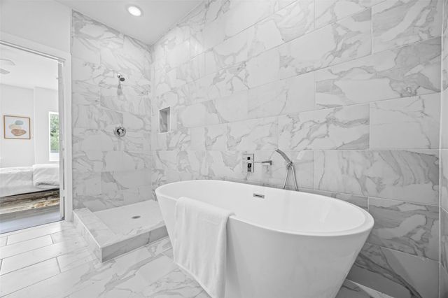 6721 Saint Augustine Street, Houston, TX 77021