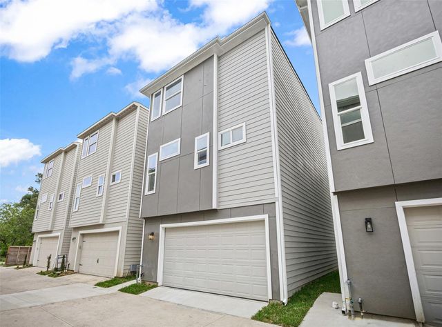 6721 Saint Augustine Street, Houston, TX 77021