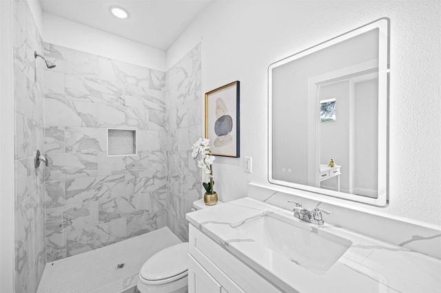 6721 Saint Augustine Street, Houston, TX 77021