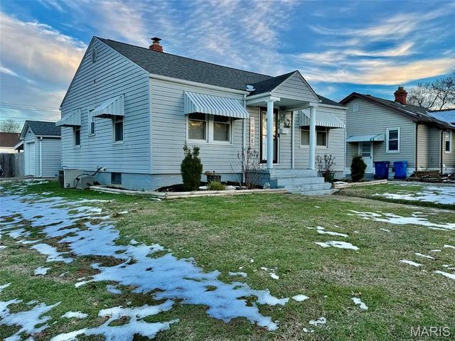 140 Wood River Avenue, East Alton, IL 62024