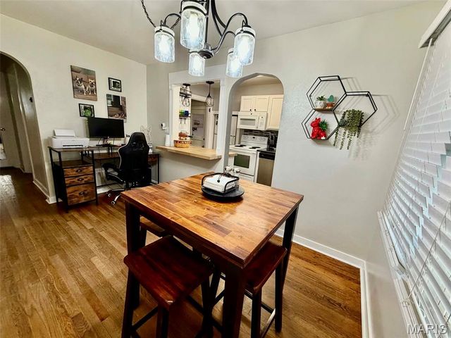 140 Wood River Avenue, East Alton, IL 62024