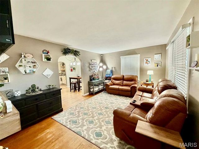 140 Wood River Avenue, East Alton, IL 62024