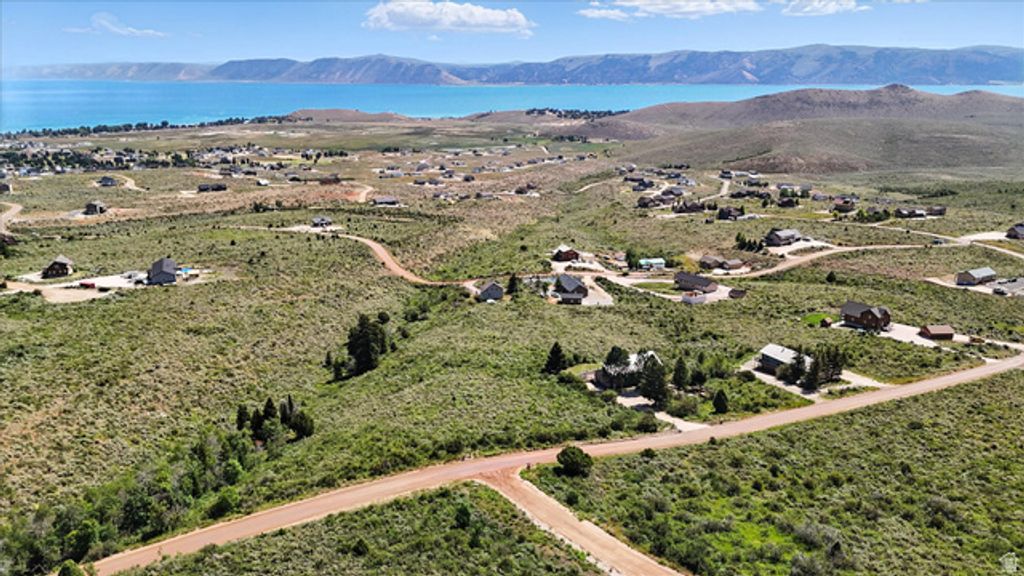 Image 14 of property listing at 3436 SWEETWATER PKWY # 22, Garden City, UT 84028