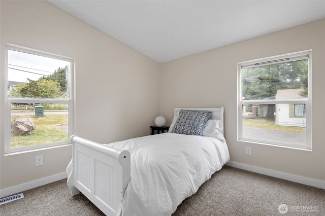 1320 N Oak Harbor Street #1, Oak Harbor, WA 98277