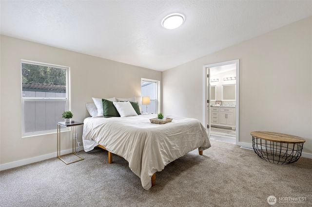 1320 N Oak Harbor Street #1, Oak Harbor, WA 98277