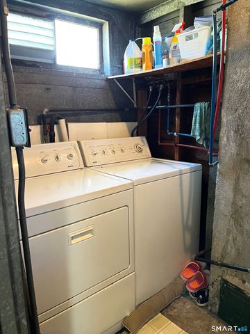 70 Baird Court, Stratford, CT 06614