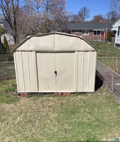 70 Baird Court, Stratford, CT 06614