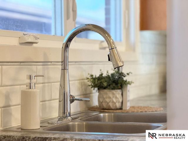 5540 Lillibridge Street, Lincoln, NE 68506