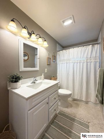 5540 Lillibridge Street, Lincoln, NE 68506