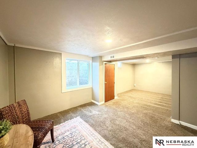 5540 Lillibridge Street, Lincoln, NE 68506