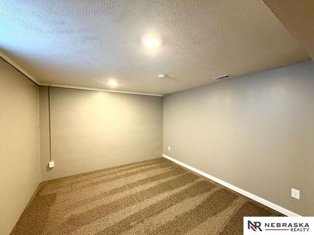 5540 Lillibridge Street, Lincoln, NE 68506