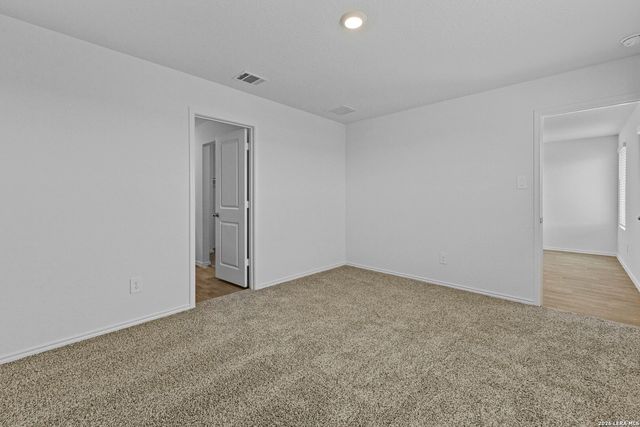 16059 Mahogany Way, Elmendorf, TX 78112