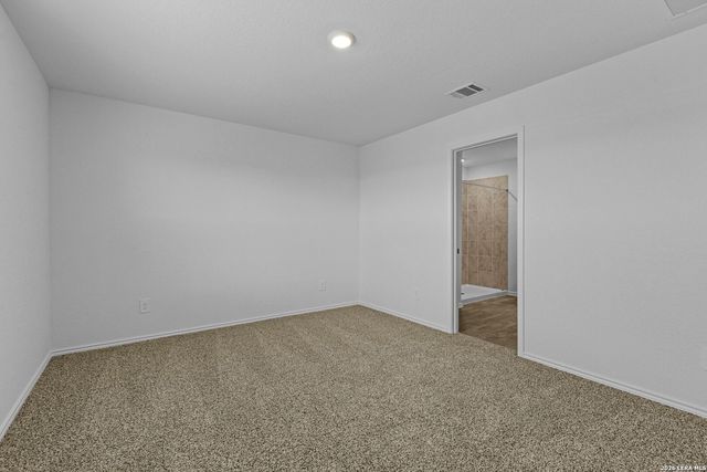 16059 Mahogany Way, Elmendorf, TX 78112