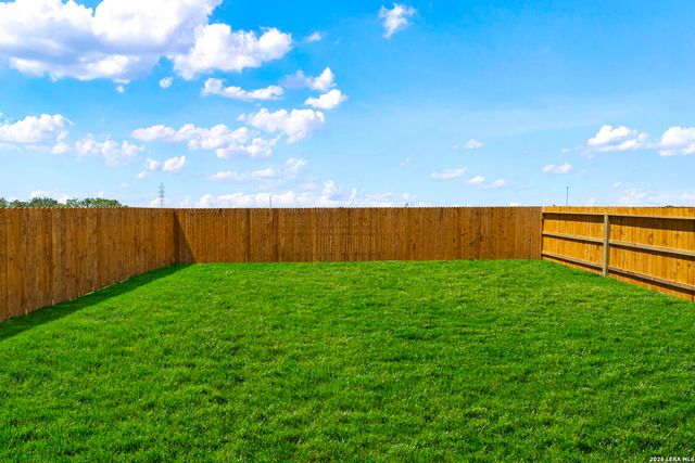 16059 Mahogany Way, Elmendorf, TX 78112