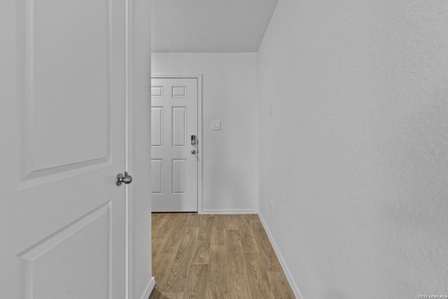 16059 Mahogany Way, Elmendorf, TX 78112