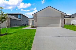 16059 Mahogany Way, Elmendorf, TX 78112