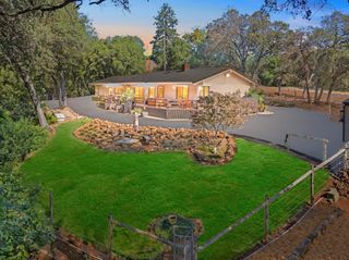 1111 Scenic Pine Dr, Auburn, CA 95602