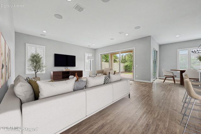 10713 E DIFFRACTION Avenue, Mesa, AZ 85212